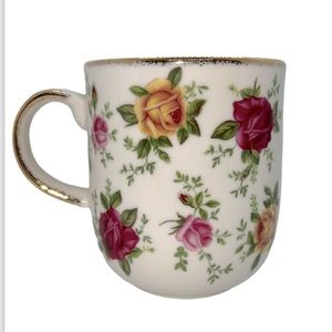 ROYAL ALBERT OLD COUNTRY ROSES COFFEE / TEA MUG CLASSIC IV 2000 VINTAGE